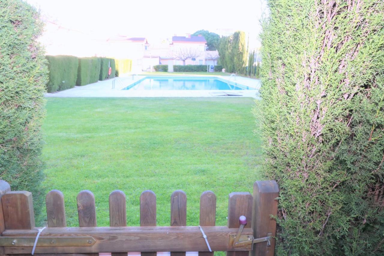 Holiday home Port Estrella 24 *